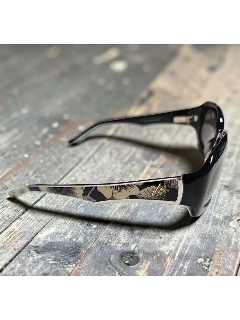 Vera Bradley Meredith CS Sunglasses Black Floral Arms UV400 – Women’s – Read